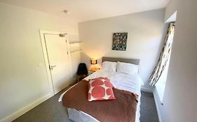 Budget Room Share Facilities R3